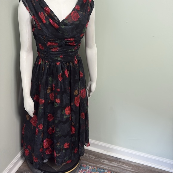 Unique Vintage Red Rose Cocktail Dress Small - Picture 5 of 11